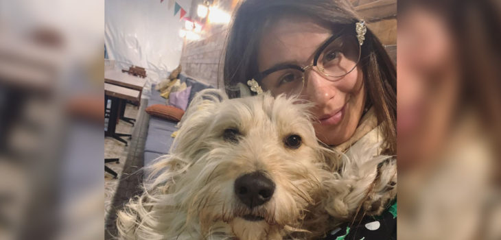 Denise Rosenthal actualiza a sus seguidores sobre la salud de su perro Farkas