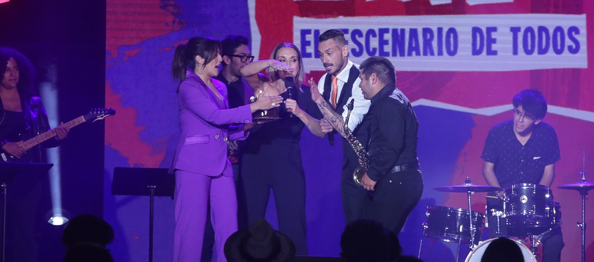 Cumpleaños Mauricio Pinilla 