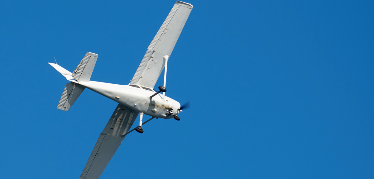 Inglés de 64 años robó avioneta y la estrelló: había sido diagnosticado de cáncer terminal