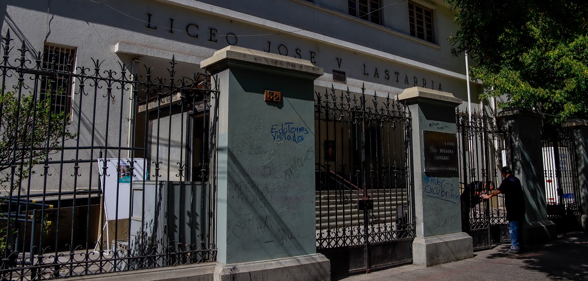Caso "La Manada": Liceo Lastarria expulsó del establecimiento a estudiantes involucrados