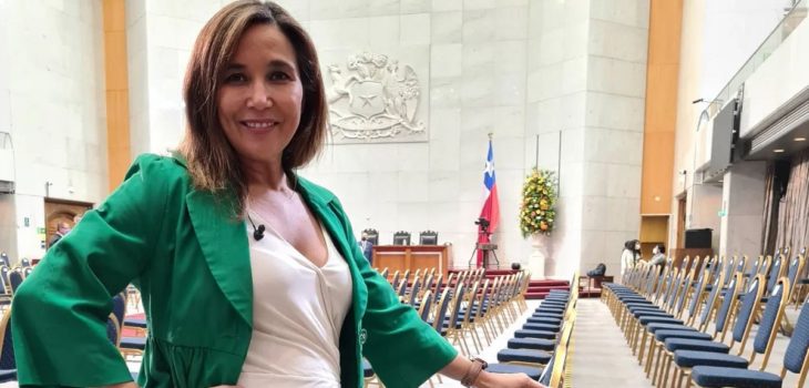 Periodista de Canal 13 Cristina González mostró el avance de su embarazo