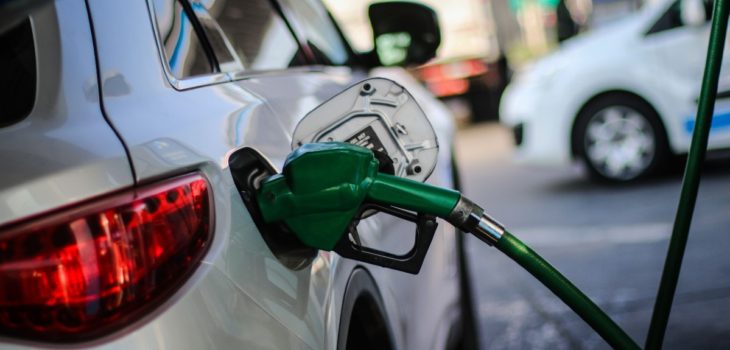 Anuncian nueva alza en todos los combustibles: subirán $6,7 por litro a partir de este jueves
