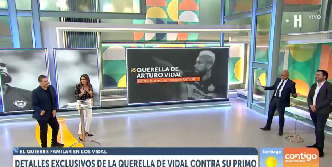 Detalle de look de Claudio Bustíos llamó la atención en matinal de CHV: protagonizó cómico momento