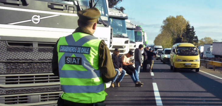 Gobierno anunció acuerdo con camioneros en paro y bloqueos