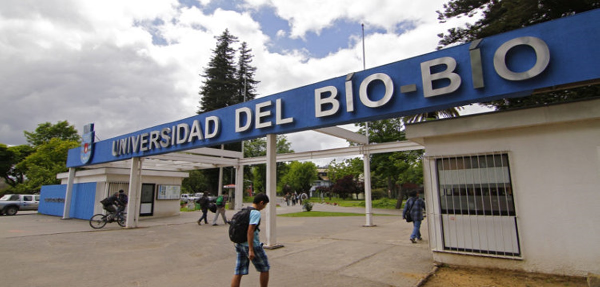 Estudiante sufrió paro y murió en cancha de la Universidad del Bío-Bío: enfermería estaba cerrada