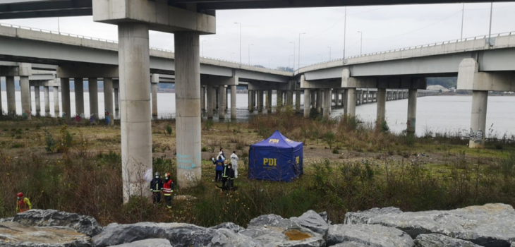 Hallan cadáver desnudo bajo el puente Chacabuco en Concepción: los antecedentes del macabro hallazgo