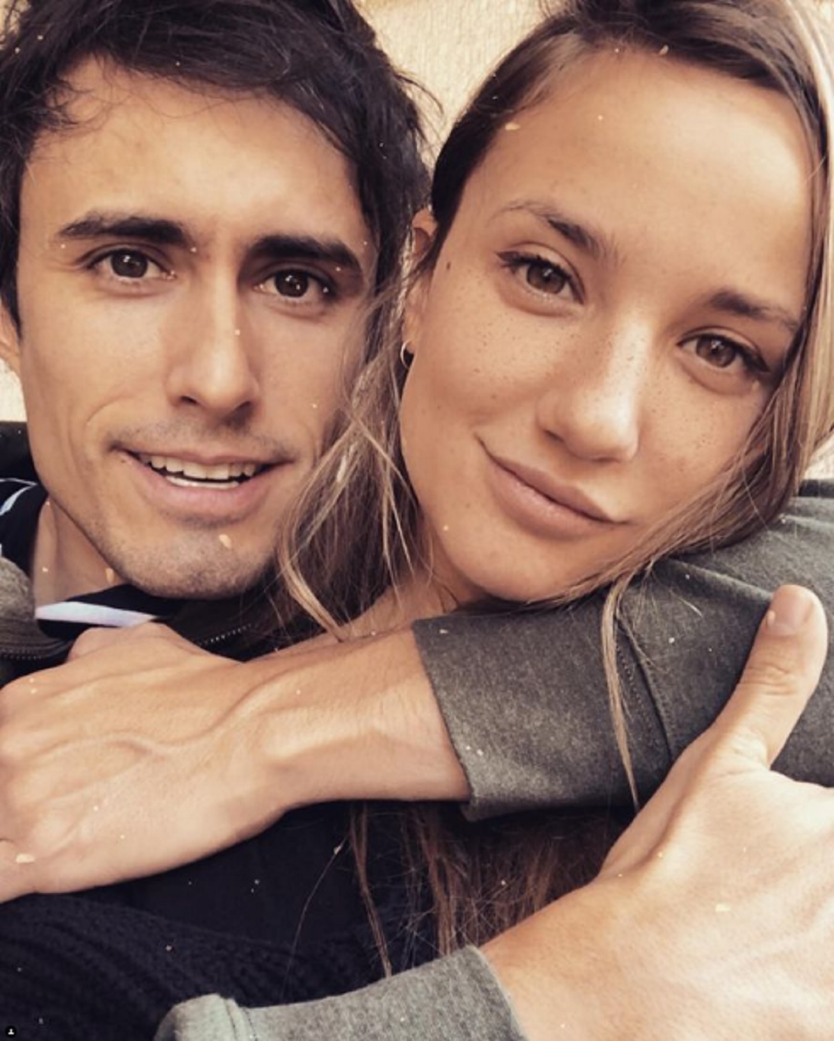 Roberto Cox y su pareja Guini Serrot