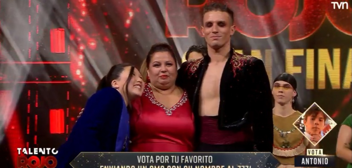 Tres finalistas Talento Rojo
