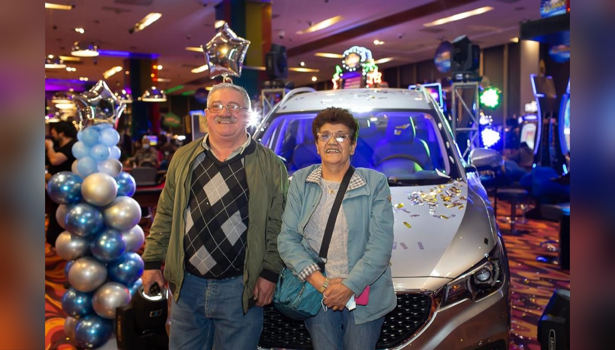 afortunado mecánico ganó un auto en casino dreams