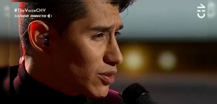 Roberto Lobos impactó al interpretar canción de Alejandro Sanz en The Voice: 