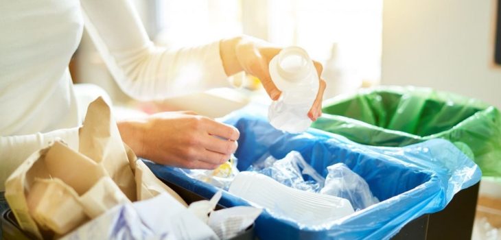 Guía práctica de reciclaje: ¿cómo se clasifican los plásticos y cuáles se pueden aprovechar?