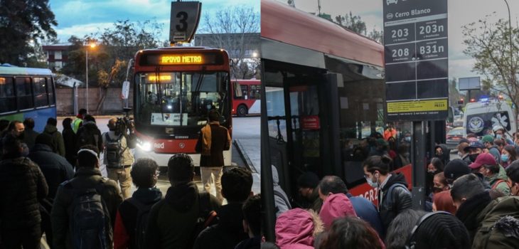 Incidente Metro Santiago colapso paradero buses