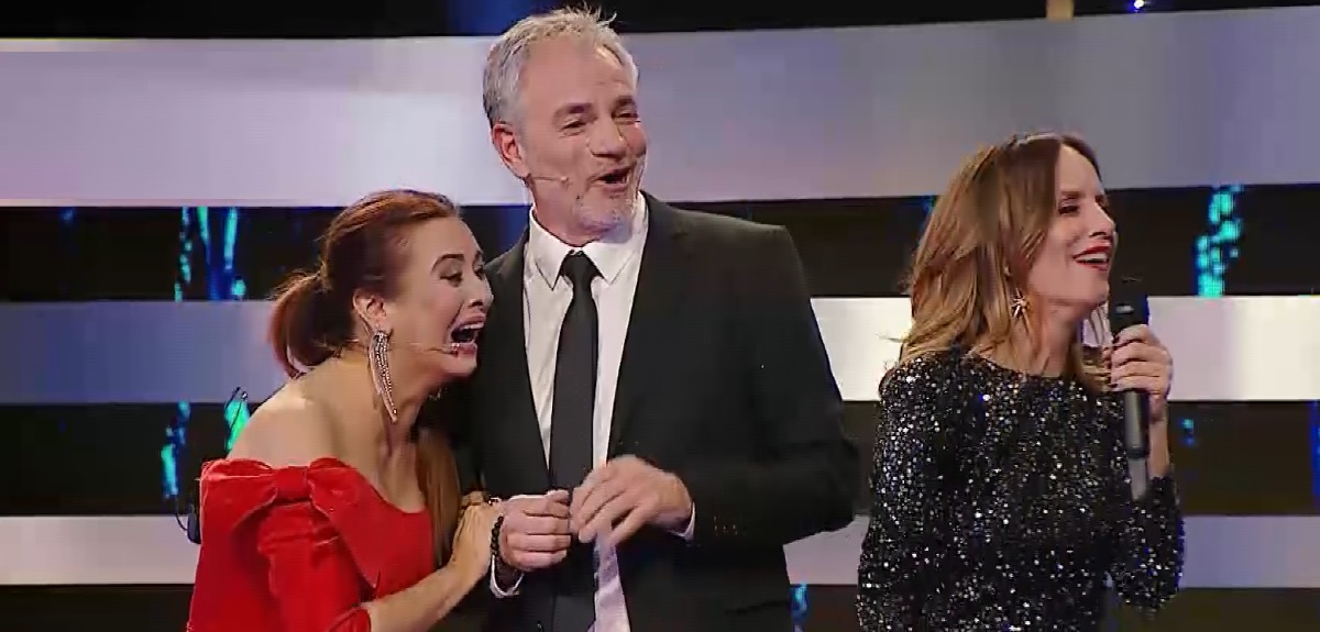 El comentario doble sentido de Diana Bolocco que sonrojó a Álvaro Rudolphy en final de 'El Retador'