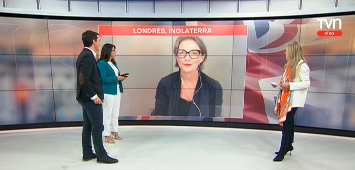 La sorpresiva aparición de Consuelo Saavedra en TVN: analizó muerte de Isabel II desde Londres