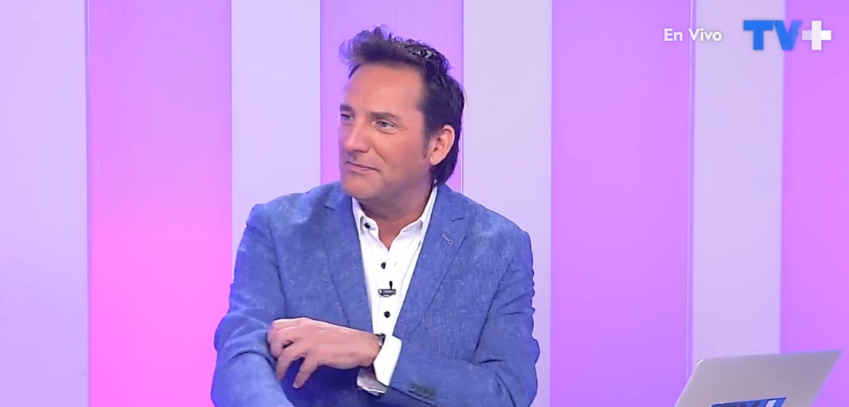 Daniel Fuenzalida apareció con nuevo look en 'Me Late' y actualizó estado de salud de su padre