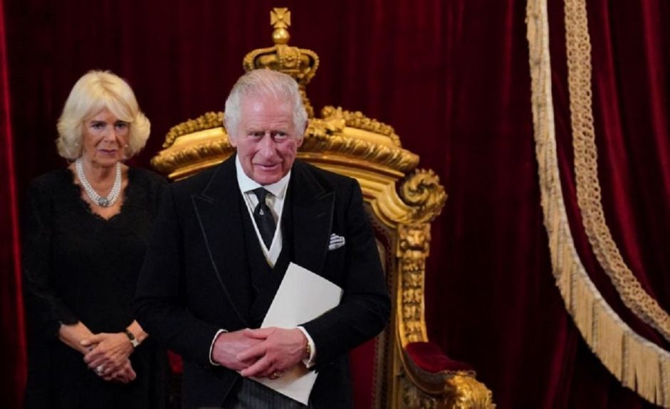 Australiano afirmó ser hijo del rey Carlos III y Camila: reclamó ser el auténtico heredero del trono