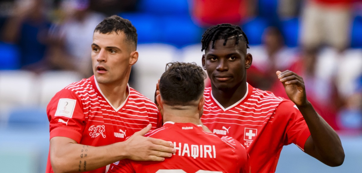 Qatar 2022: ¿por qué Breel Embolo no celebró el gol del triunfo de Suiza frente a Camerún?