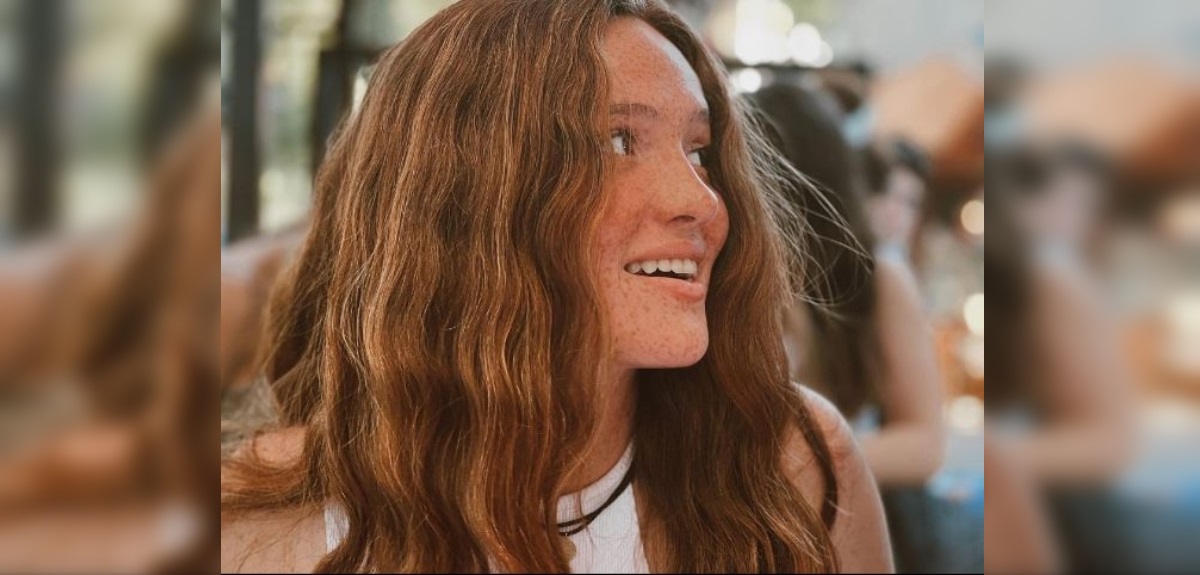 Laura de la Fuente se atrevió con osado estilo veraniego: dejó su clásica cabellera