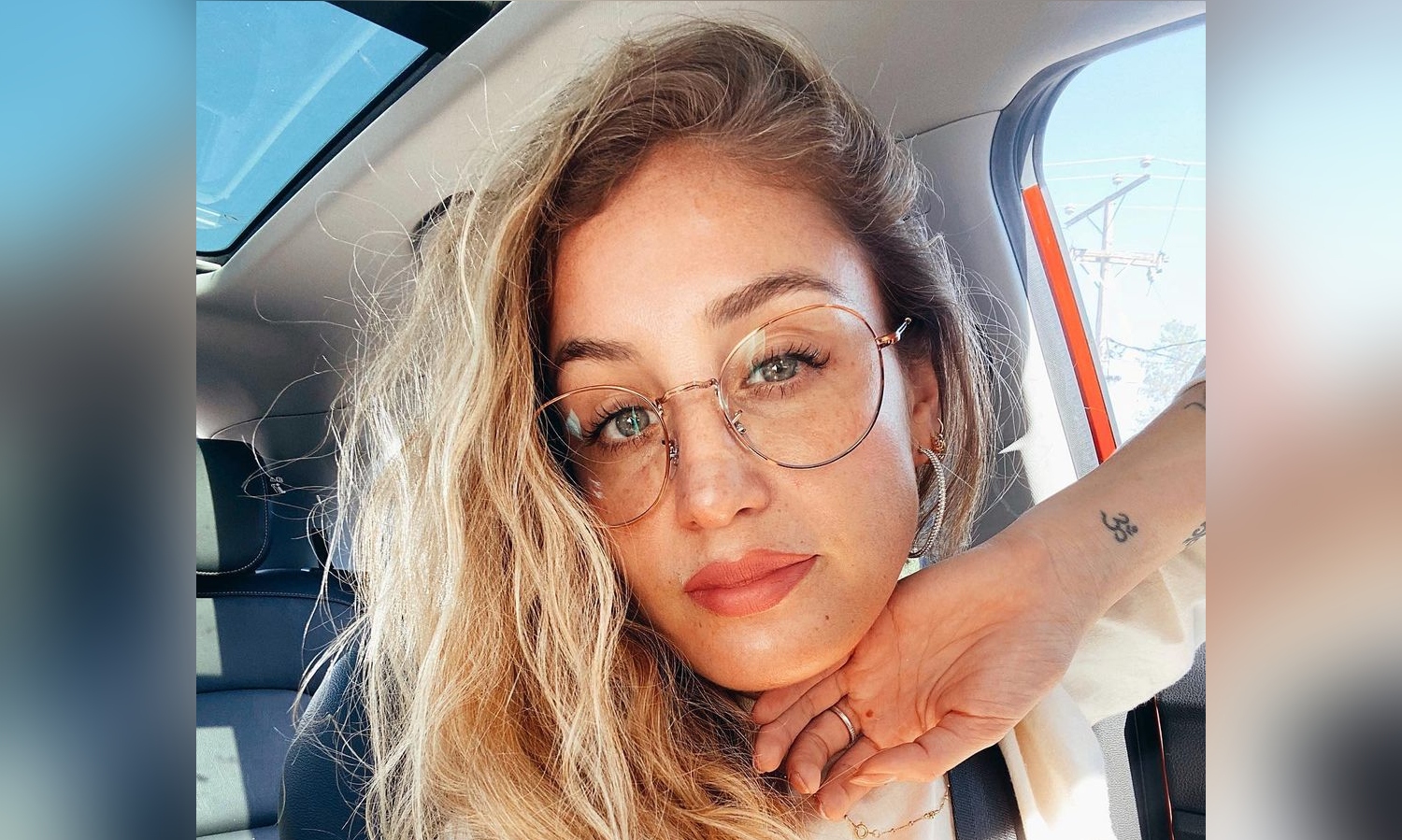 Daniela Castro tuvo pelea con Liam Gallagher