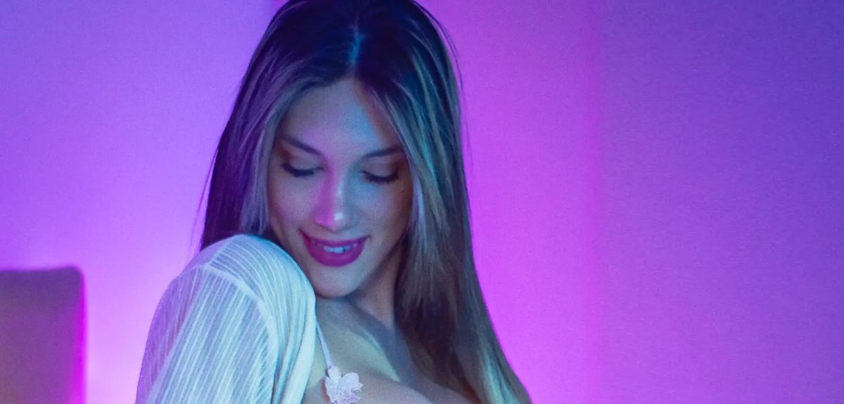 Joa Cabañas modelo trans video Felipe Kast
