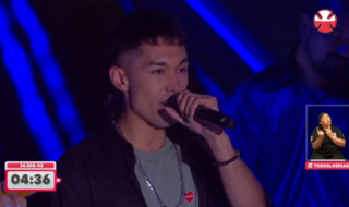 Pablo Rojas reapareció en Teletón: interpretó el clásico 'Te perdí' junto a Pollo Fuentes y Forest.