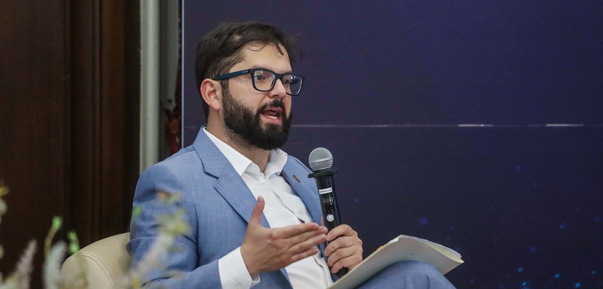Ante alza del transporte público: Boric reitera que 