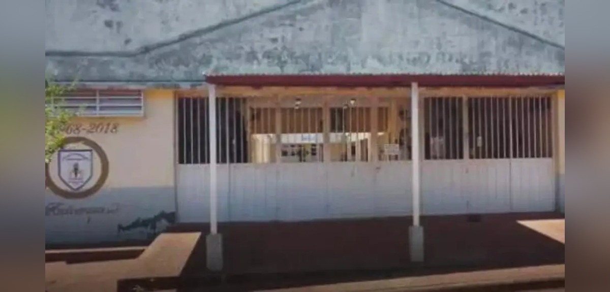 Estudiantes pusieron pastillas de Valium en termo de profesora: se descompensó y terminó internada