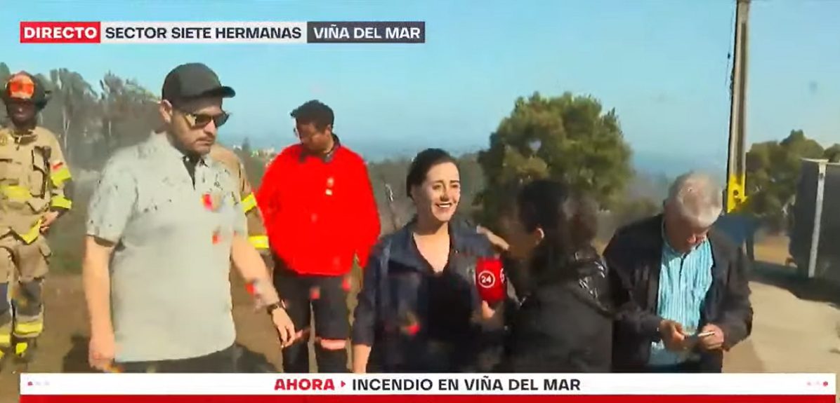Alcaldesa Macarena Ripamonti terminó mojada con helicóptero que combatía incendios en Viña del Mar