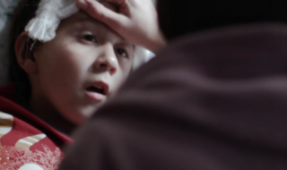 Así luce actualmente el niño que interpretó a Mateo en 'Demente'.