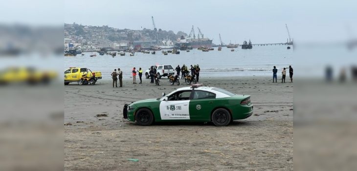 Encuentran cuerpo de joven flotando en el mar en sector de Playa Changa en Coquimbo