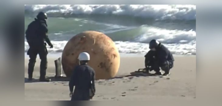 Develan misterio de la bola gigante en Japón