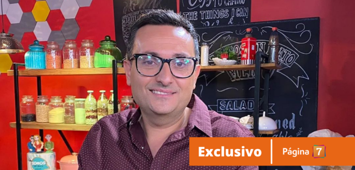 “Tengo más de 100”: la particular colección de José Miguel Furnaro en homenaje a la TV chilena