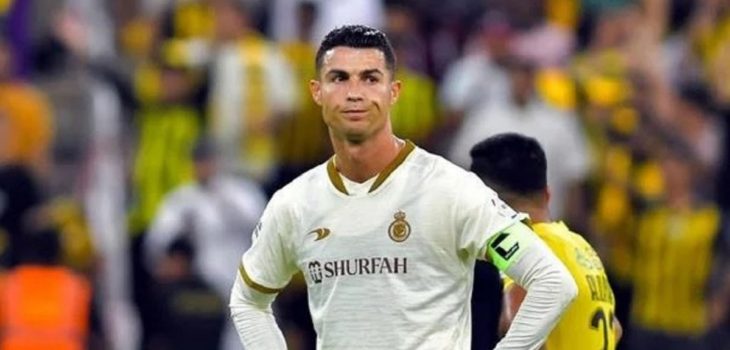 Cristiano Ronaldo reaccionó con obsceno gesto tras oír gritos sobre Messi: ahora lo quieren deportar