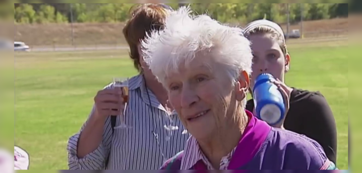 Mujer de 95 años murió luego que policía la redujera con una pistola de electroshock en Australia