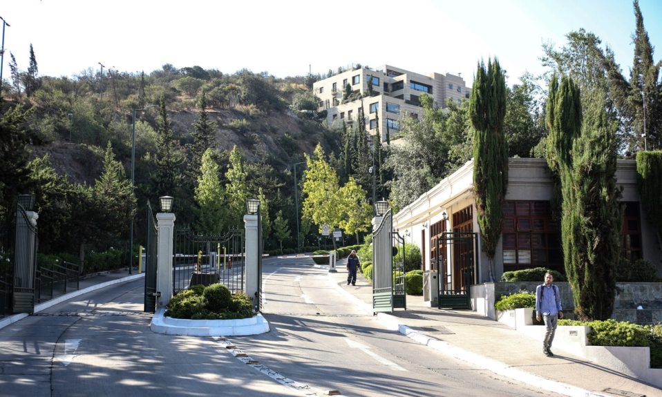 Departamento de Tonka Tomicic y Parived