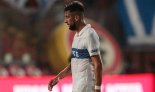 Universidad Católica anunció la salida de Mauricio Isla.