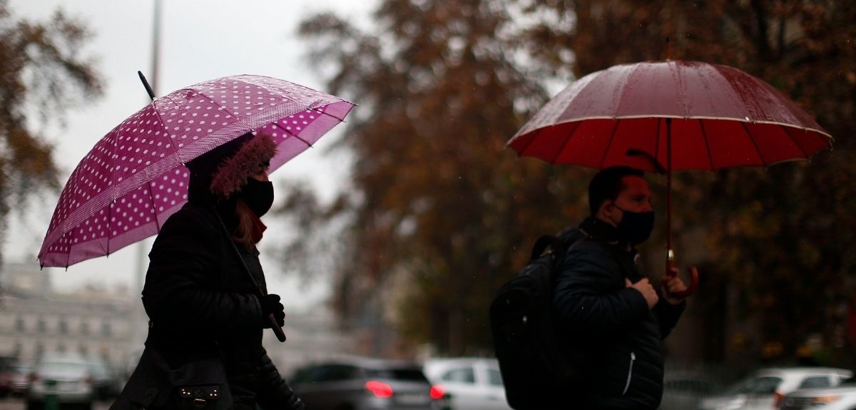 ¿Cuándo llueve en Santiago? Conoce los detalles del sistema frontal que llegará el fin de semana