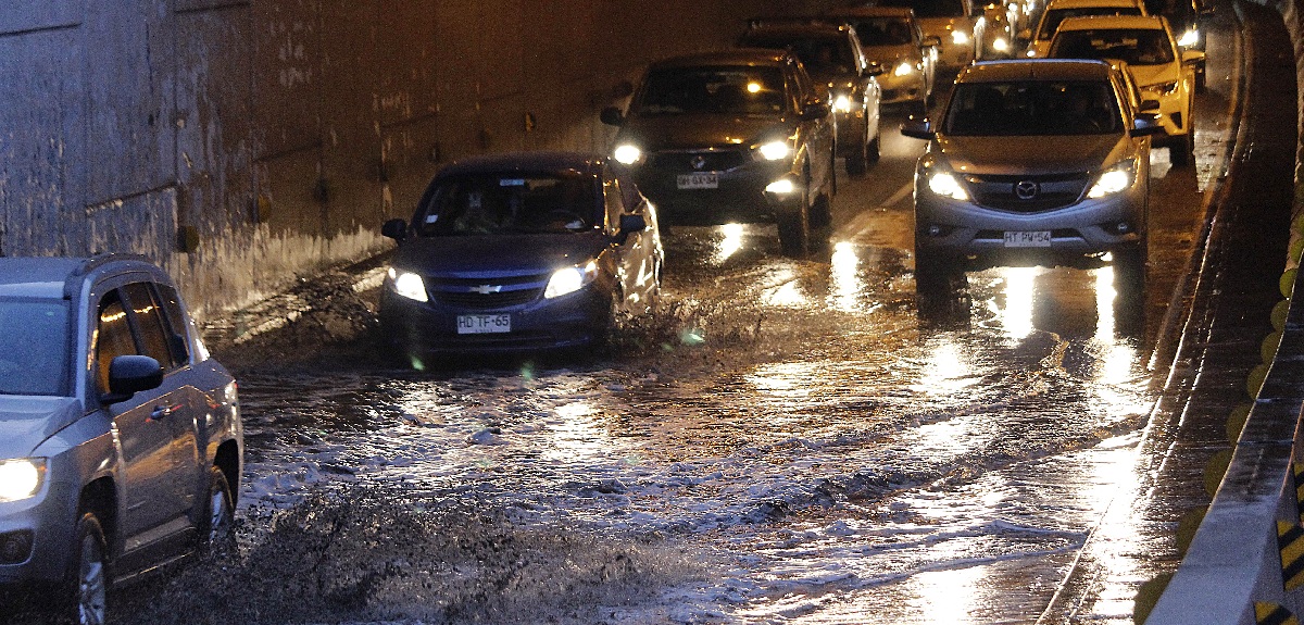 Aguas Andinas confirma suspensión de servicio en 34 comunas de la región Metropolitana: los detalles