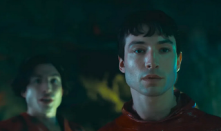 Ezra Miller reaparece en la premiere de The Flash con mensaje a James Gunn: "Gracias por apoyarme"