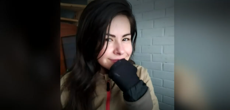 Buscan a joven de 28 años extraviada hace diez días en Santiago: familia revela pista clave