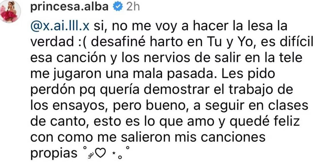 Princesa Alba salió al paso de las críticas por desafinar en Premios Pulsar: “No me voy a hacer la lesa”
