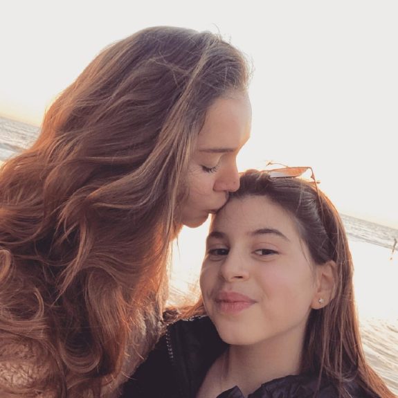 Carolina Mestrovic vive con su hija Julieta