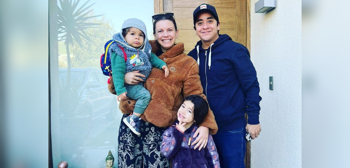 Fernando Godoy y Ornella Dalbosco acompañaron a su hijo Nalu en su primer día de jardín.