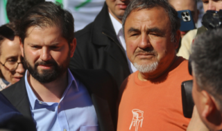 El asesor del Minvu que encabezó manifestación en La Moneda.