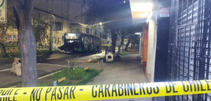 micro en san miguel se incendia