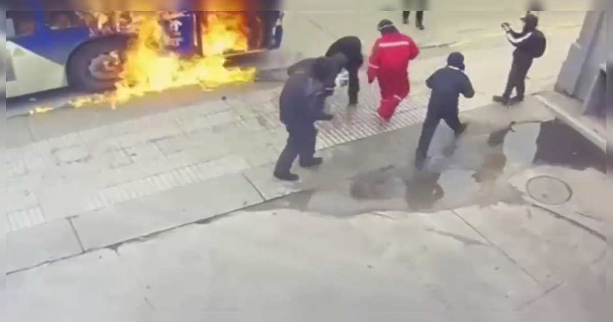 Madre de estudiante acusado de quemar bus afirmó que fue “exagerada” la internación provisoria