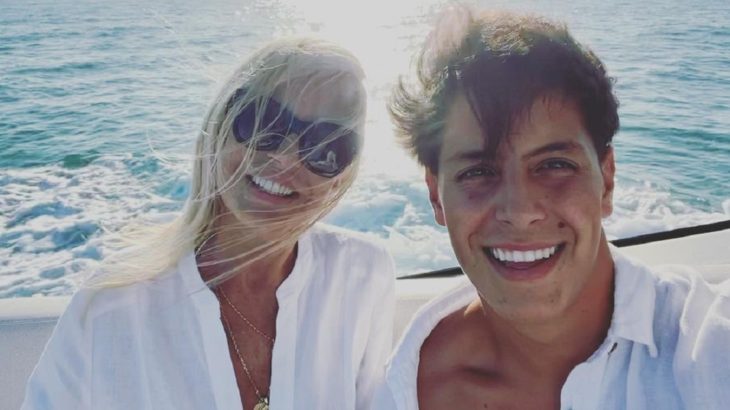 Máximo Menem compartió tierna postal en sus vacaciones: aparecen Cecilia Bolocco y Pepo Daire