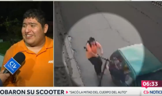 Captan insólito robo de scooter en movimiento: "No sé cómo sacó la mitad del cuerpo para agarrarlo"