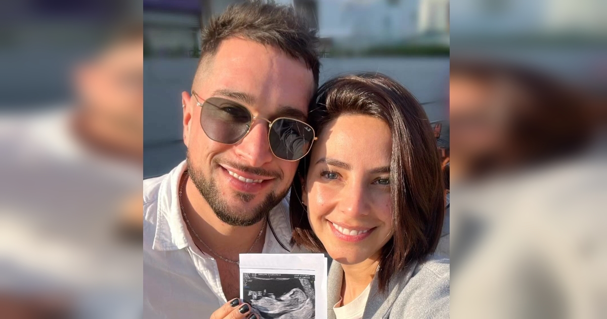 Abrazada de su esposo: Daniela Castillo publicó adorables postales mostrando su pancita de embarazo