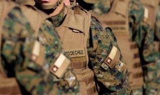Militares chilenos son detenidos por vender lanzacohetes por Facebook